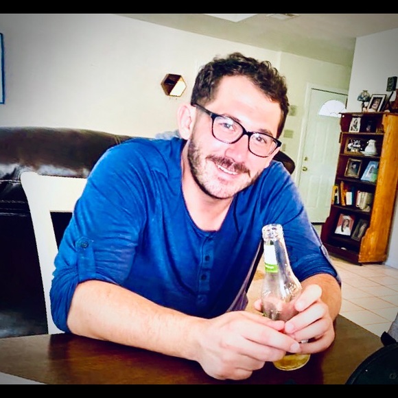 Meet your Posher, Anthony - Picture 2 of 5